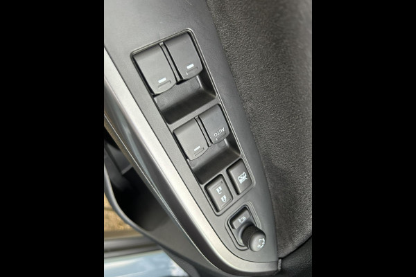 Suzuki Vitara 1.5 Hybrid Automaat Panorama Led Camera Pdc Stoelverwarming Lane Assist Keyless