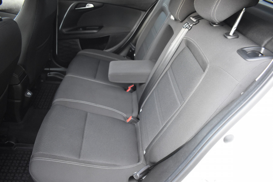 Fiat Tipo Stationwagon 1.0 Tipo Apple Carplay Parkeercamera