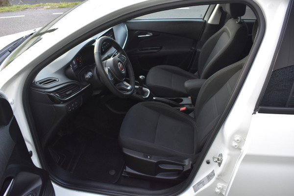 Fiat Tipo Stationwagon 1.0 Tipo Apple Carplay Parkeercamera