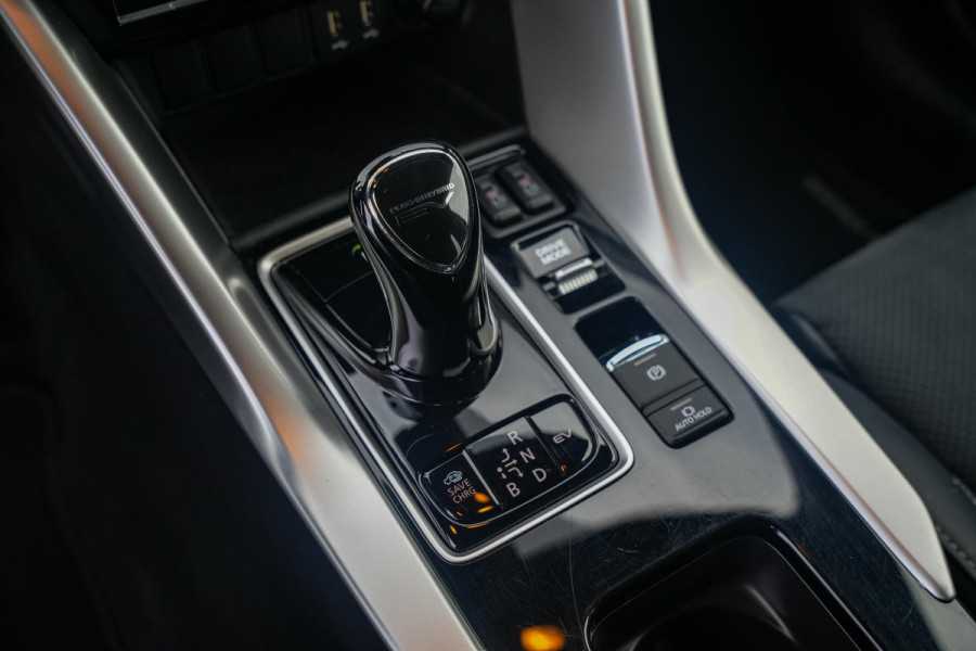 Mitsubishi Eclipse Cross 2.4 PHEV Intense+