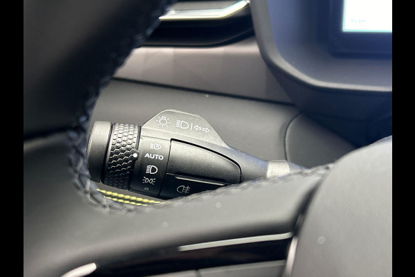 Lynk & Co 01 1.5 More Leder| Pano | Stoel+Stuurwielverwarming | Keyless