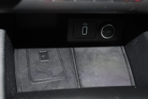 Ford Focus 1.0 EcoBoost Titanium Business | Winter Pack | Adaptive cruise control | Bang&Olufsen | Camera | 17 inch | FULL Led koplampen