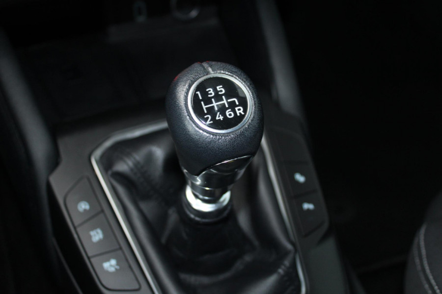 Ford Focus 1.0 EcoBoost Titanium Business | Winter Pack | Adaptive cruise control | Bang&Olufsen | Camera | 17 inch | FULL Led koplampen