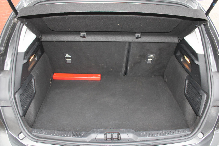 Ford Focus 1.0 EcoBoost Titanium Business | Winter Pack | Adaptive cruise control | Bang&Olufsen | Camera | 17 inch | FULL Led koplampen