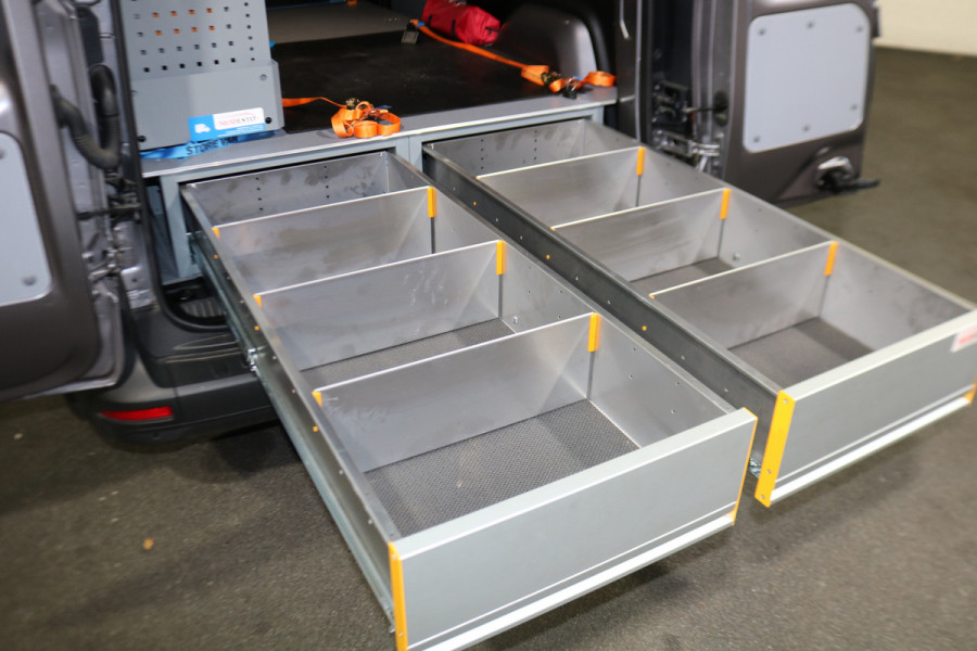 Renault Kangoo 1.5 Blue dCi 115 Extra L2 Automaat StoreVan inrichting