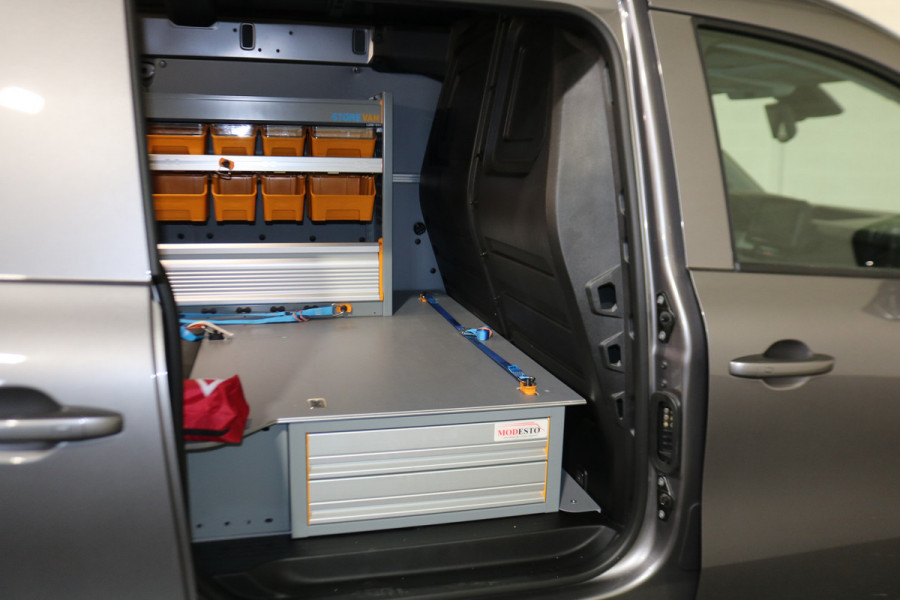 Renault Kangoo 1.5 Blue dCi 115 Extra L2 Automaat StoreVan inrichting