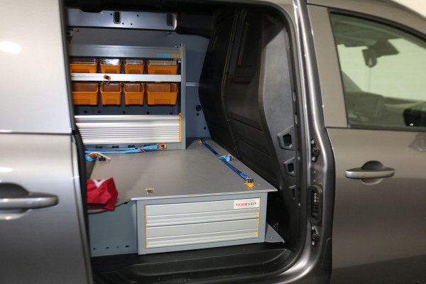 Renault Kangoo 1.5 Blue dCi 115 Extra L2 Automaat StoreVan inrichting