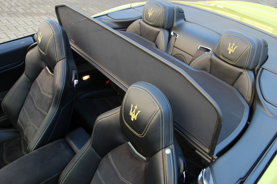 Maserati GranCabrio 4.7 Sport | AM Kleur | 1-1 | Carbon | Carplay