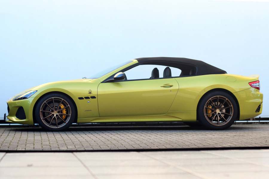 Maserati GranCabrio 4.7 Sport | AM Kleur | 1-1 | Carbon | Carplay