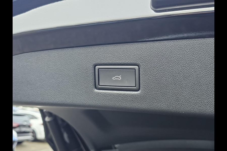 Ford Explorer Premium Extended Range RWD 77 kWh 286 pk | Vol leder | Panoramadak | 20'' velgen | Head-up display | Rondom camera etc.