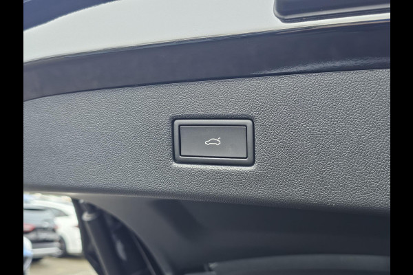 Ford Explorer Premium Extended Range RWD 77 kWh 286 pk | Vol leder | Panoramadak | 20'' velgen | Head-up display | Rondom camera etc.