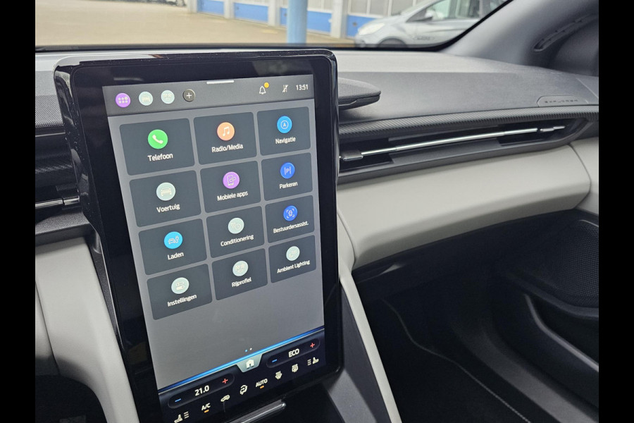 Ford Explorer Premium Extended Range RWD 77 kWh 286 pk | Vol leder | Panoramadak | 20'' velgen | Head-up display | Rondom camera etc.