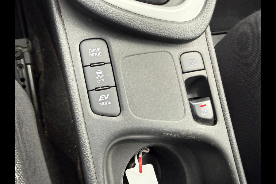 Toyota Yaris Dynamic 1.5 Hybrid AUTOMAAT | NAVI |