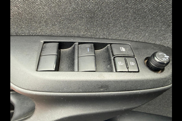 Toyota Yaris Dynamic 1.5 Hybrid AUTOMAAT | NAVI |