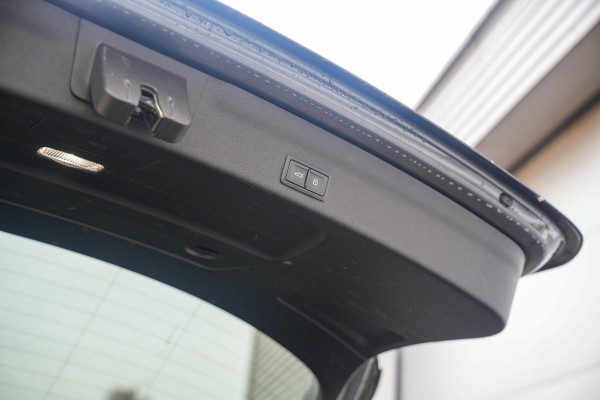 Audi A6 Avant 55 TFSI e quattro Competition S-Line B&O Pano