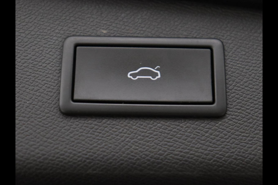 Seat Leon 1.0 TSI Style Intens | Stoelverwarming | Adaptive cruise | Camera | Carplay | Stuurverwarming | Navigatie | Keyless | Parkeerhulp | Climate control | Bluetooth | Full LED