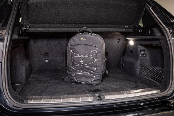 BMW X1 XDrive25e High Executive|NAP|1eig|Pano|HUD|Trekhaak