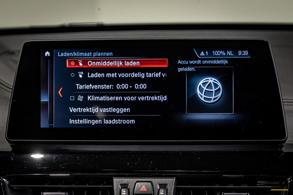 BMW X1 XDrive25e High Executive|NAP|1eig|Pano|HUD|Trekhaak