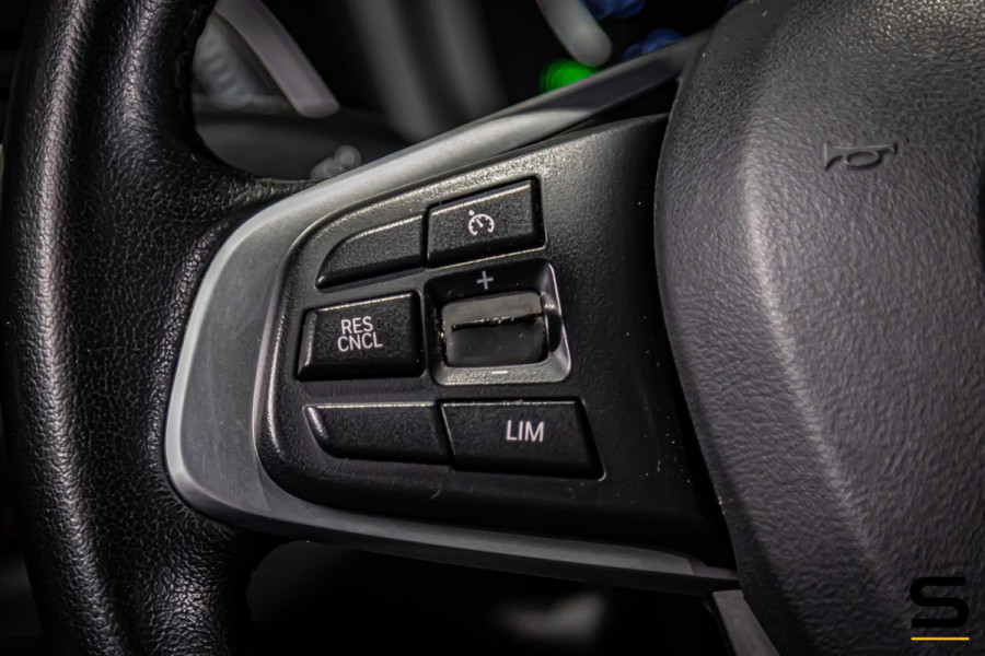 BMW X1 XDrive25e High Executive|NAP|1eig|Pano|HUD|Trekhaak