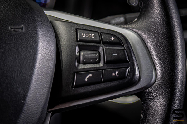 BMW X1 XDrive25e High Executive|NAP|1eig|Pano|HUD|Trekhaak