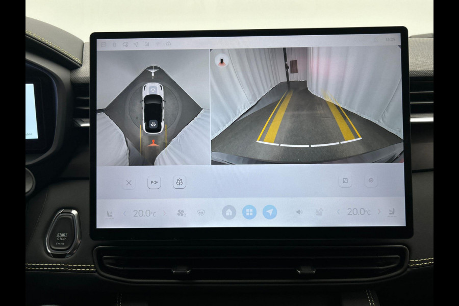 Lynk & Co 01 1.5 More Leder| Pano | Stoel+Stuurwielverwarming | Keyless