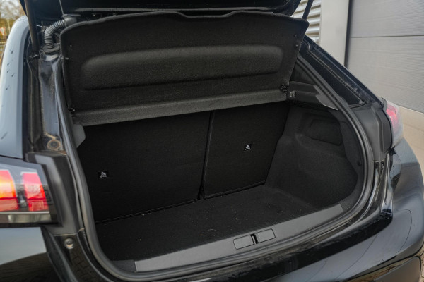 Peugeot 208 1.2 PureTech Active Pack cruise control apple carplay andriod auto dealer onderhouden