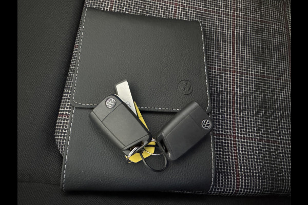 Volkswagen Polo GTI 2.0 TSI 210PK DSG STOELVERW VIRTUAL/LED/CARPLAY FABRIEKS GARANTIE