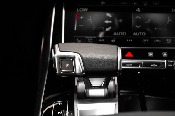 Audi Q7 60 TFSI e quattro Pro Line S Competition *Bang & Olufsen / Panorama / HUD / Stoelventilatie + massage / Surround-view*