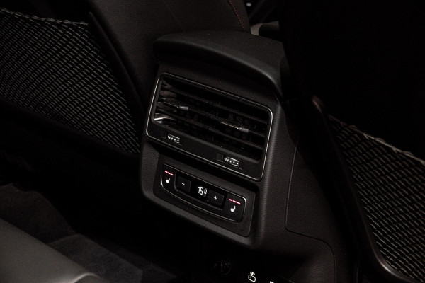 Audi Q7 60 TFSI e quattro Pro Line S Competition *Bang & Olufsen / Panorama / HUD / Stoelventilatie + massage / Surround-view*