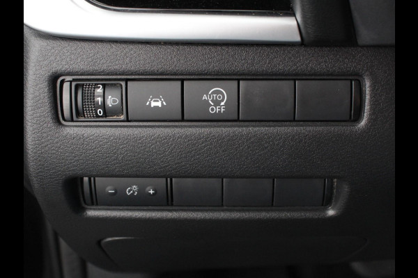 Nissan QASHQAI 1.3 MHEV Xtronic N-Connecta | Navigatie | Climate Control | Camera 360 | Led | Verwarmde voorstoelen | Stuurwiel verwarmd | Adaptive Cruise Control | Lichtmetalen Velgen