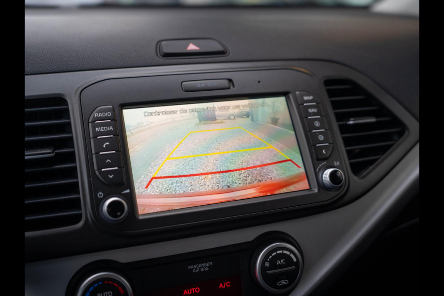 Kia Picanto 1.0 CVVT ComfortPlusLine Navigator / Camera / Trekhaak / Climate control / Cruise control
