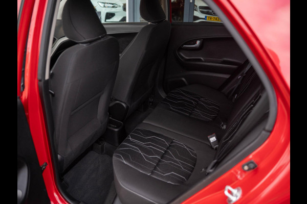 Kia Picanto 1.0 CVVT ComfortPlusLine Navigator / Camera / Trekhaak / Climate control / Cruise control