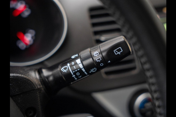 Kia Picanto 1.0 CVVT ComfortPlusLine Navigator / Camera / Trekhaak / Climate control / Cruise control