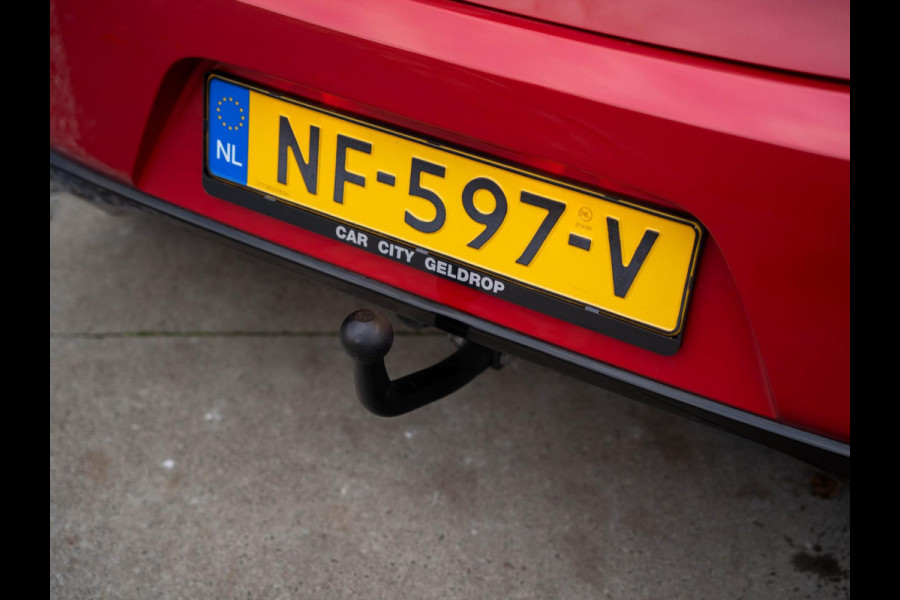 Kia Picanto 1.0 CVVT ComfortPlusLine Navigator / Camera / Trekhaak / Climate control / Cruise control