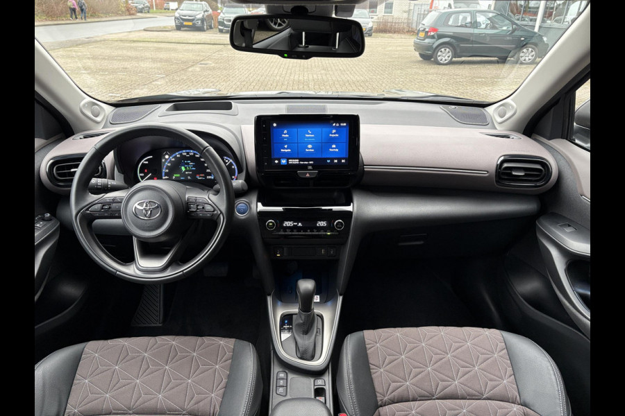 Toyota Yaris Cross 1.5 Hybrid Executive | Navigatie | Stoelverwarming | Adaptive cruise control