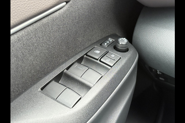 Toyota Yaris Cross 1.5 Hybrid Executive | Navigatie | Stoelverwarming | Adaptive cruise control