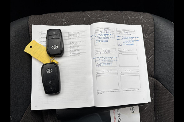 Toyota Yaris Cross 1.5 Hybrid Executive | Navigatie | Stoelverwarming | Adaptive cruise control