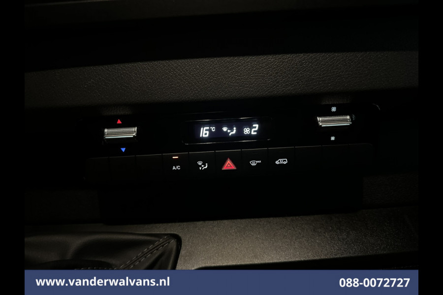 Mercedes-Benz Sprinter 317 CDI 170pk L2H1 Euro6 Airco | Camera | Navigatie | Apple Carplay | Cruisecontrol | Trekhaak Android Auto, Chauffeursstoel, Bijrijdersbank