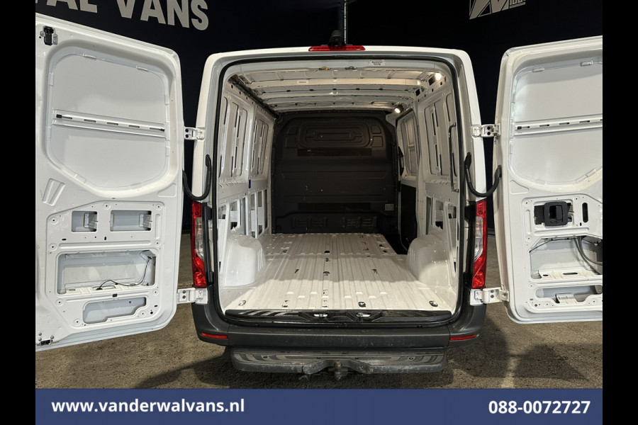 Mercedes-Benz Sprinter 317 CDI 170pk L2H1 Euro6 Airco | Camera | Navigatie | Apple Carplay | Cruisecontrol | Trekhaak Android Auto, Chauffeursstoel, Bijrijdersbank