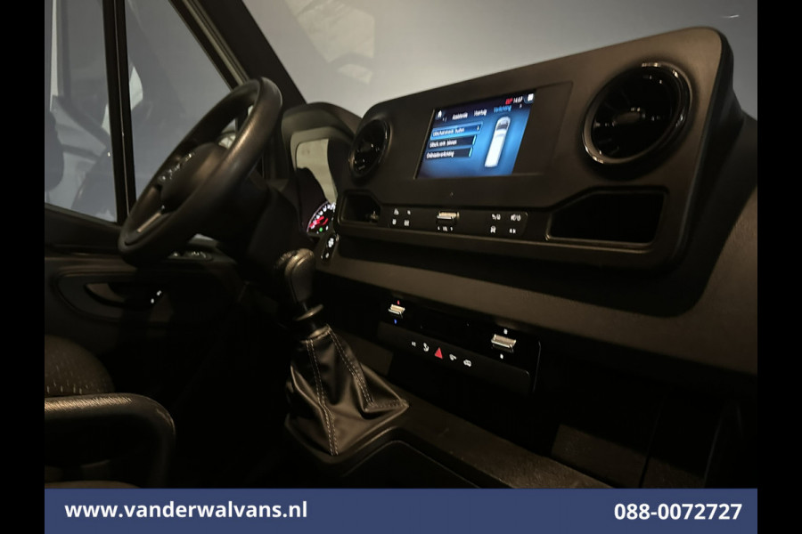 Mercedes-Benz Sprinter 317 CDI 170pk L2H1 Euro6 Airco | Camera | Navigatie | Apple Carplay | Cruisecontrol | Trekhaak Android Auto, Chauffeursstoel, Bijrijdersbank