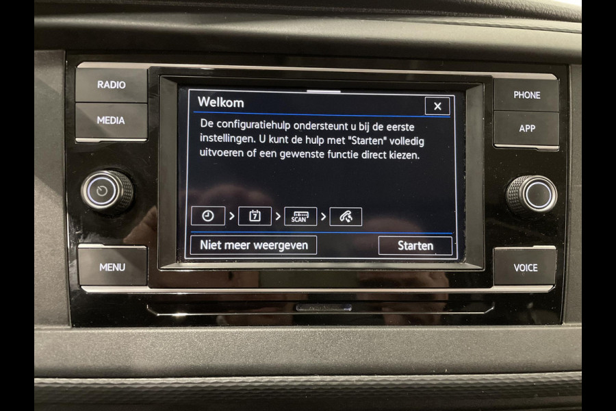 Volkswagen Transporter 2.0 TDI L2H1 28 Airco Cruise Control Apple CarPlay Trekhaak Achterklep