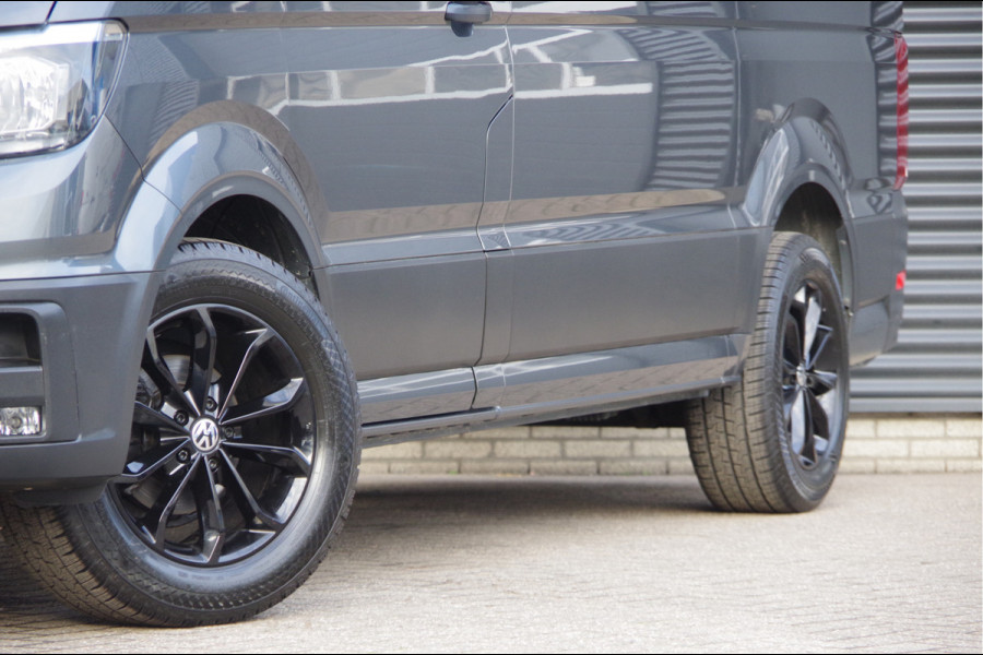 Volkswagen Crafter 35 2.0 TDI L3H3 140PK AUT. 3-ZITS, TREKHAAK, CAMERA, NAVI, CRUISE, AIRCO, NL AUTO, NAP