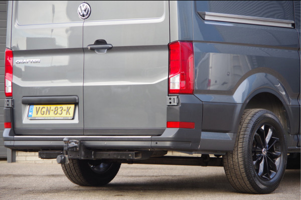 Volkswagen Crafter 35 2.0 TDI L3H3 140PK AUT. 3-ZITS, TREKHAAK, CAMERA, NAVI, CRUISE, AIRCO, NL AUTO, NAP