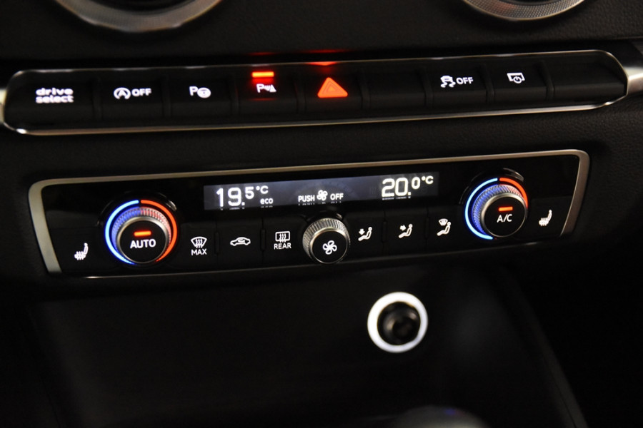 Audi A3 Limousine 1.5 TFSI CoD Sport *1ste Eigenaar*Leer*Trekhaak*