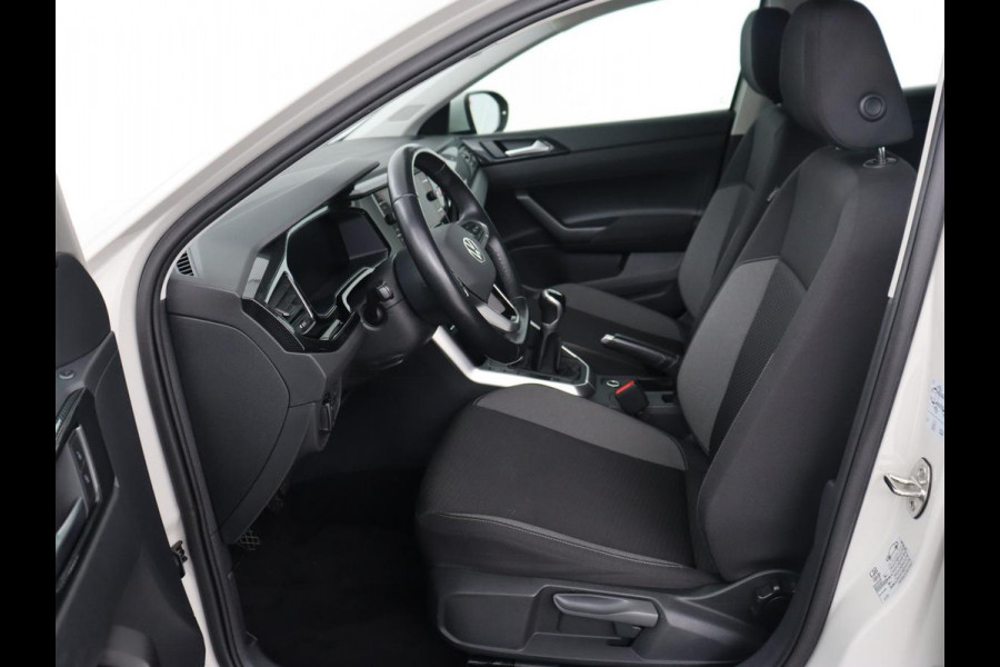 Volkswagen Taigo 1.0 TSI Life Business | Stoelverwarming | Trekhaak | Camera | Adaptive cruise | Navigatie | 17'' | Virtual Cockpit | Climate control | Bluetooth | Full LED | Parkeerhulp