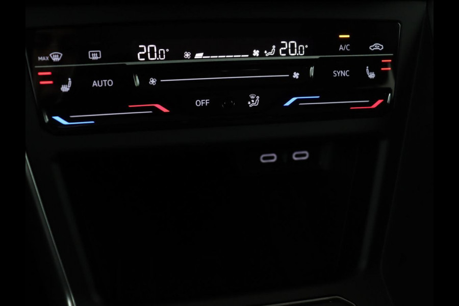 Volkswagen Taigo 1.0 TSI Life Business | Stoelverwarming | Trekhaak | Camera | Adaptive cruise | Navigatie | 17'' | Virtual Cockpit | Climate control | Bluetooth | Full LED | Parkeerhulp