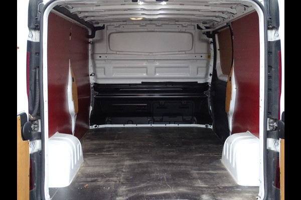 Renault Trafic 2.0 dCi 145 L2H1 Luxe