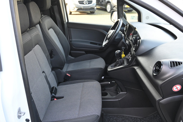 Mercedes-Benz Citan 110 CDI L1 Pro 3 Zitplaatsen, Camera, Trekhaak, Apple Carplay/Android Auto