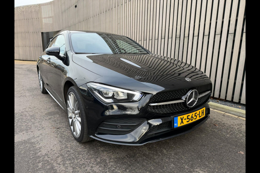 Mercedes-Benz CLA-Klasse 250 e AMG Line / Panodak / Sfeer