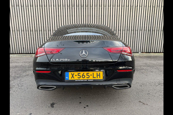 Mercedes-Benz CLA-Klasse 250 e AMG Line / Panodak / Sfeer